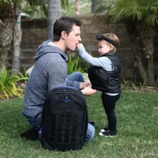 The Iconoclast Dad Bag truly brings masculine style, and functionality to the modern dad. Its specifically designed by a modern dad for modern dads, no diaper bag on the market can compete with its masculine style, or functionality.