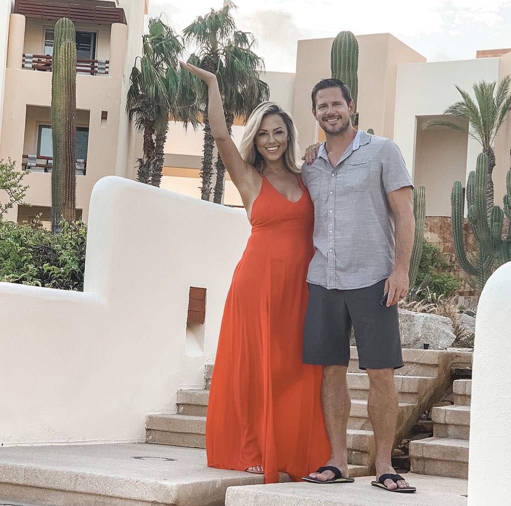 Jessica Hall and husband Kyle at Pueblo Bonito