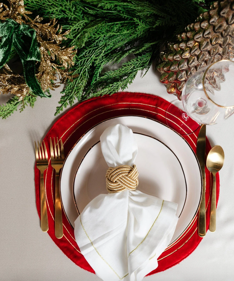 https://rachelparcell.com/collections/holiday-home/products/gold-rim-earthenware-dinner-plates-set-of-4