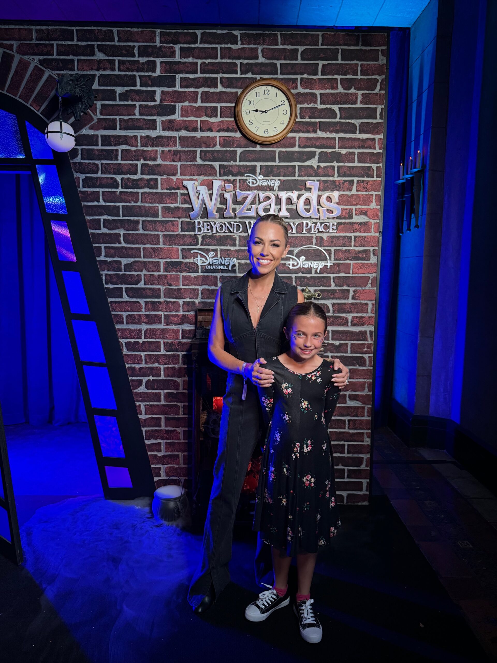 Jessica Hall and daughter Sophie at Wizards premiere event.